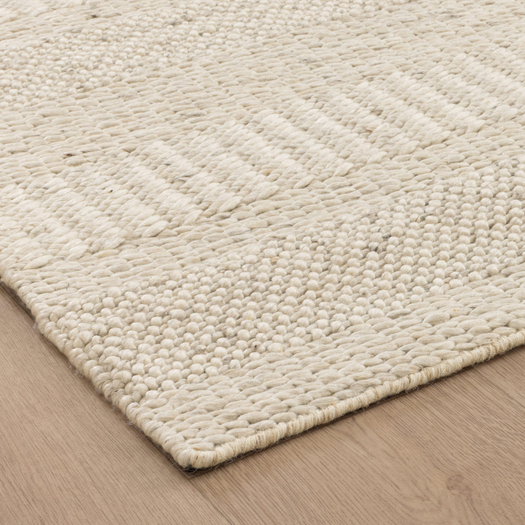 Privilege 002 Wool Rug Ivory
