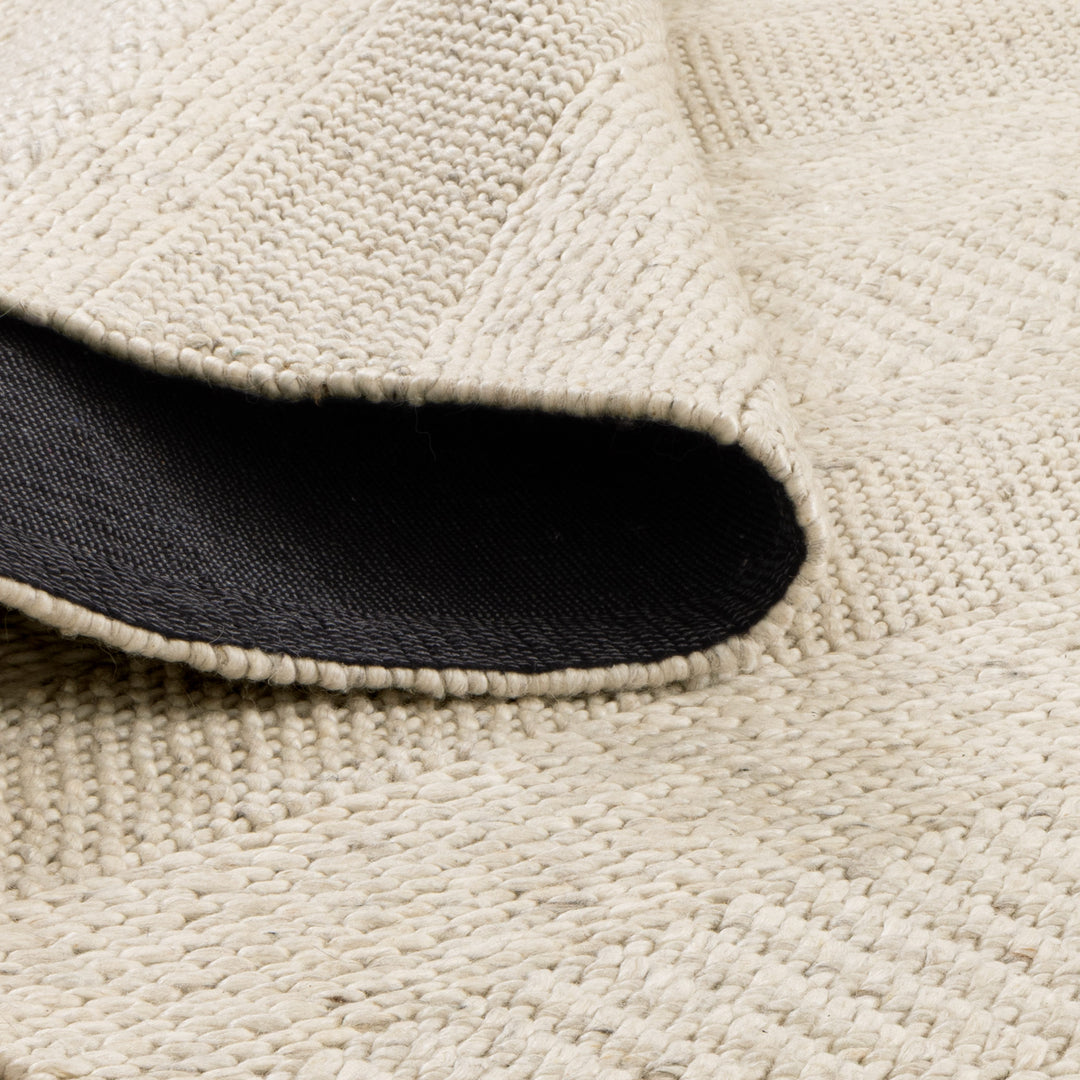 Privilege 002 Wool Rug Ivory