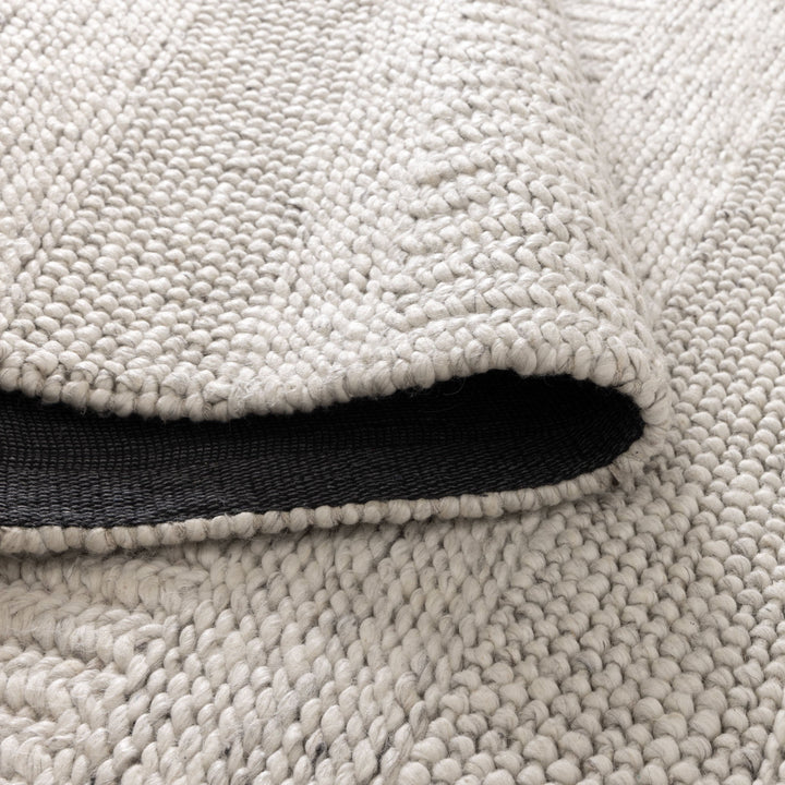 Privilege 002 Wool Rug Ivory