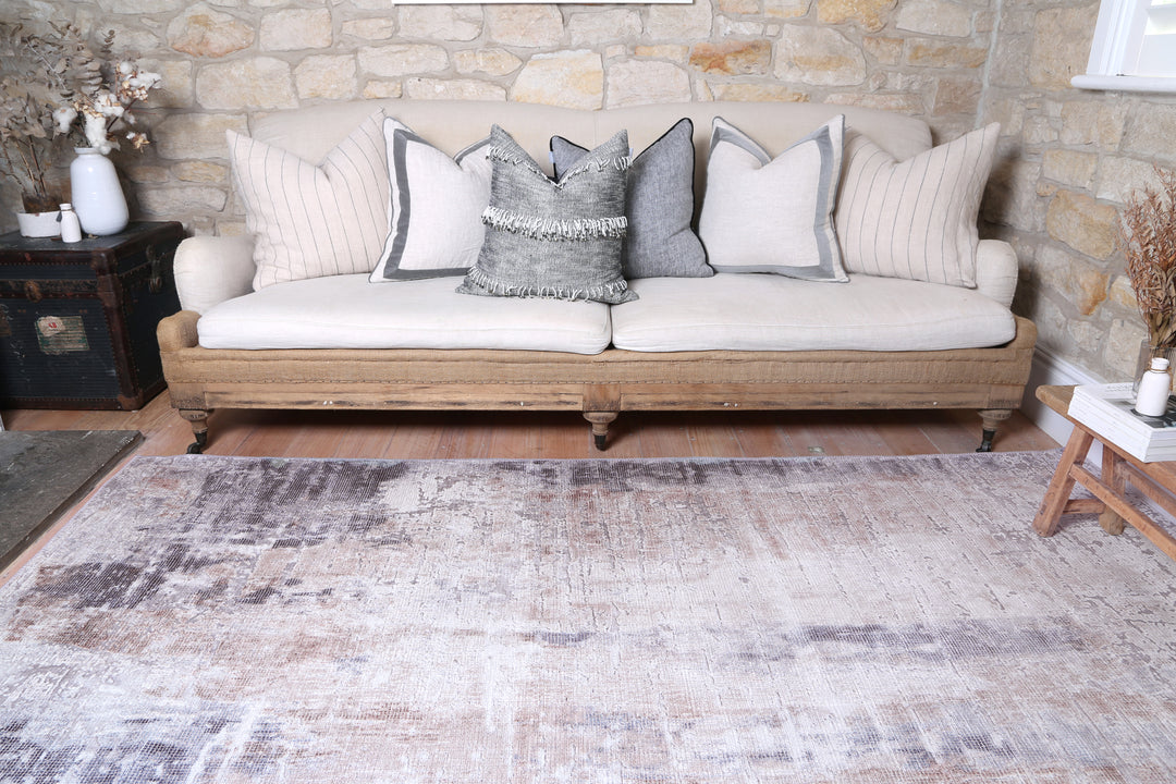 Vintage Crown Leopold Ash & Ivory Distressed Vintage Rug - (2286-02) Machine Washable (No Fringe)