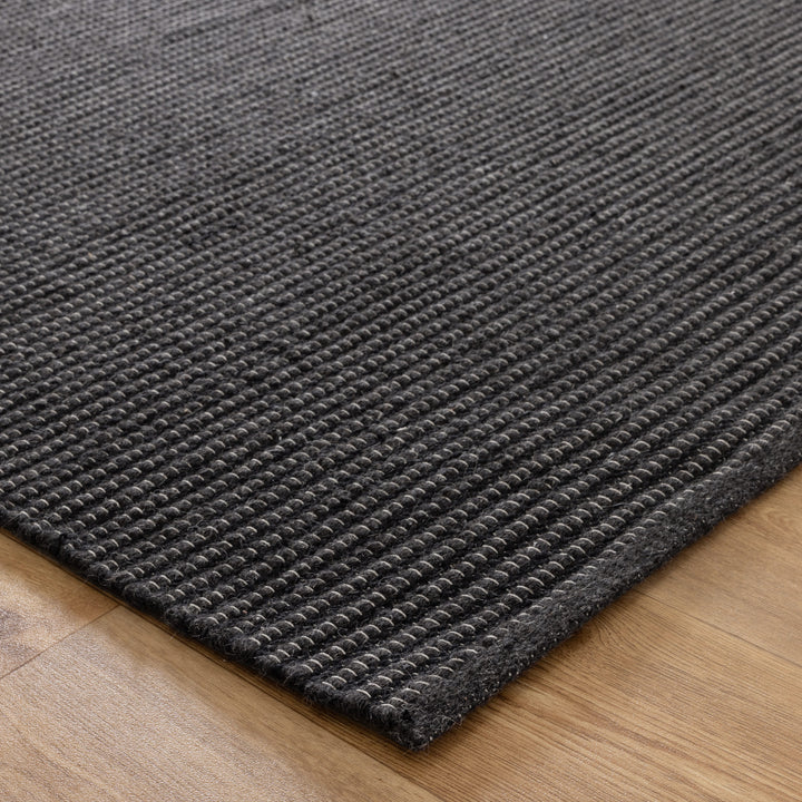NATURA BLACK WOOL RUG
