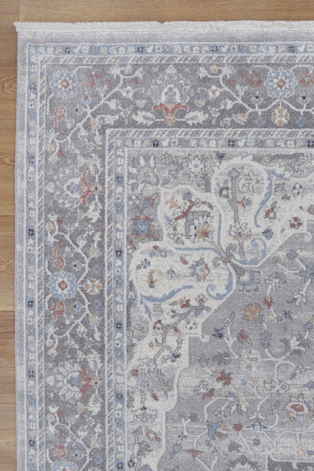 FOUR SEASONS FORS08