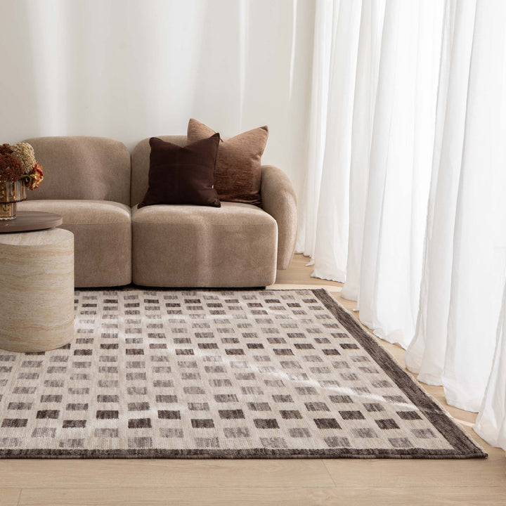 Horizon Ivory Grey Checkered Rug H102 - New Arrival
