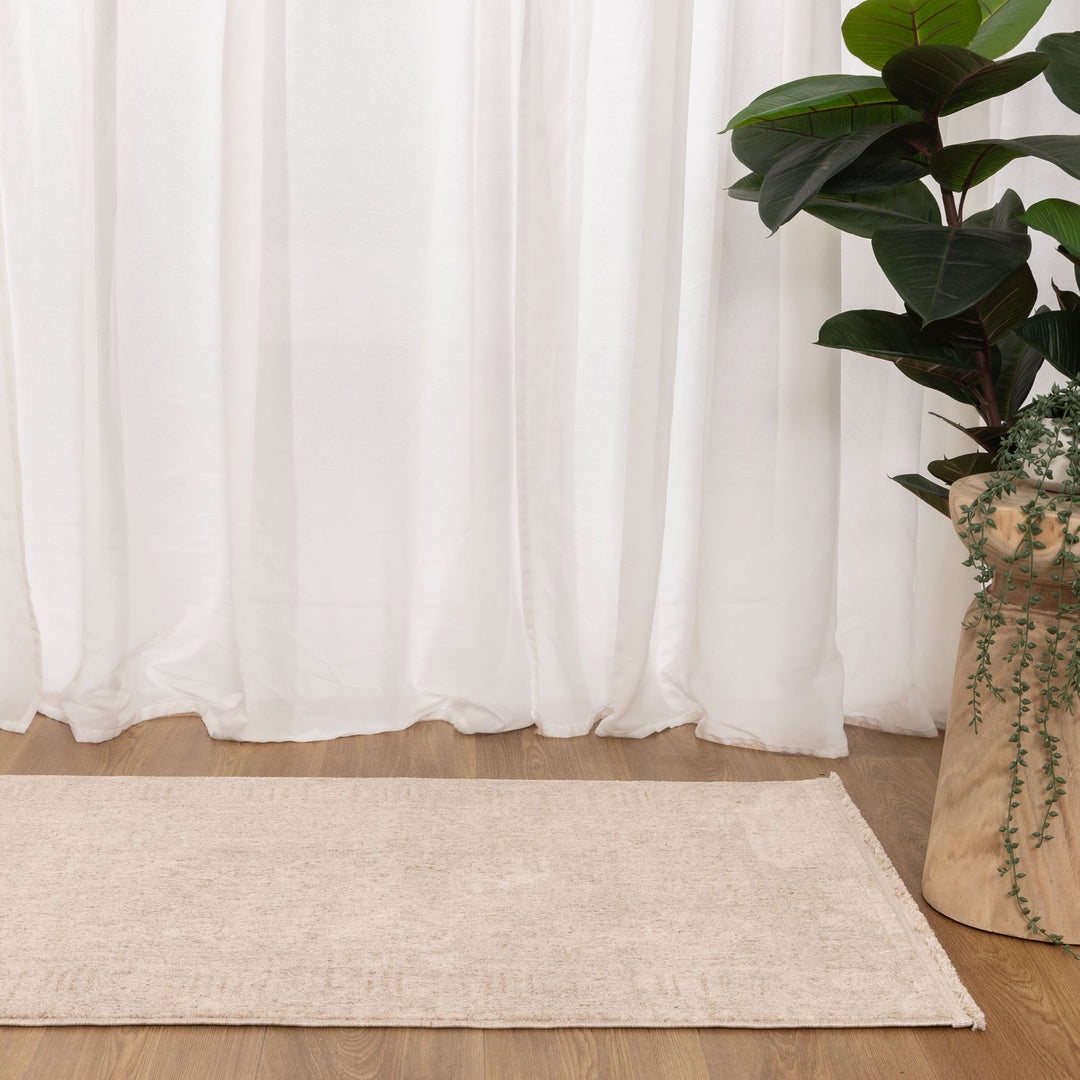 Heritage Distressed Border Beige Runner- H106: (Different Tassel)