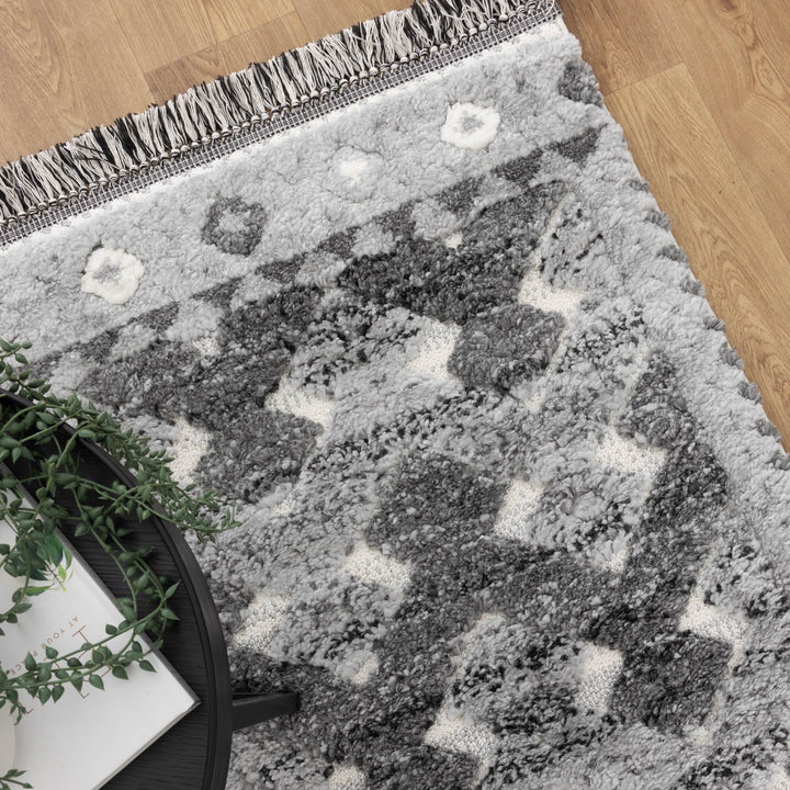 Kaza Tribal Carved Lines Cream Anthracite Rug - 9027B CREA