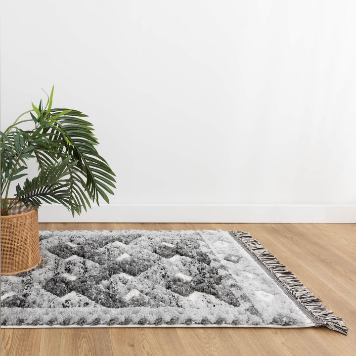 Kaza Tribal Carved Lines Cream Anthracite Rug - 9027B CREA