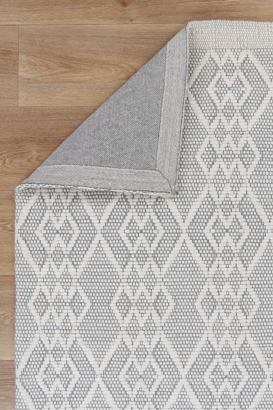 Copacabana Diamond Grey Wool Rug - 3LGRE – Brand Ventures Pty Ltd
