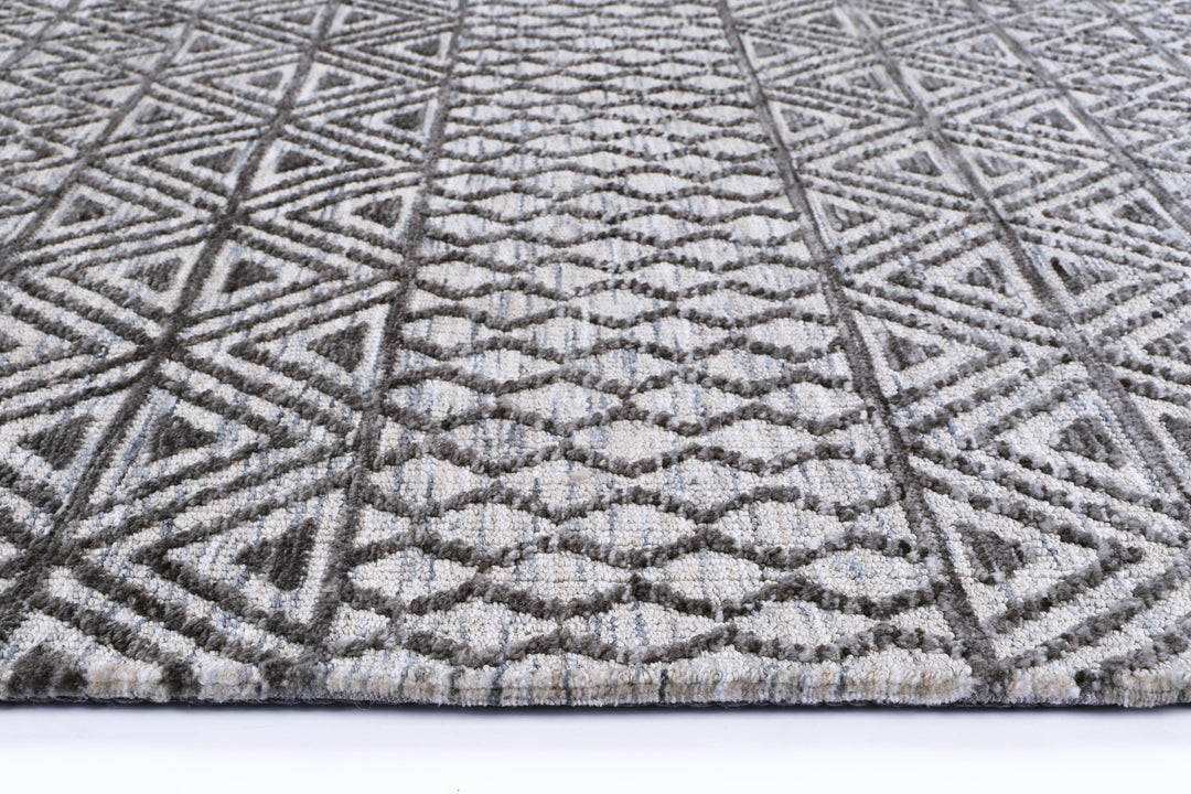 Amritsar Ramdass Charcoal & Beige Cotton Blend Rug - 4CBEI