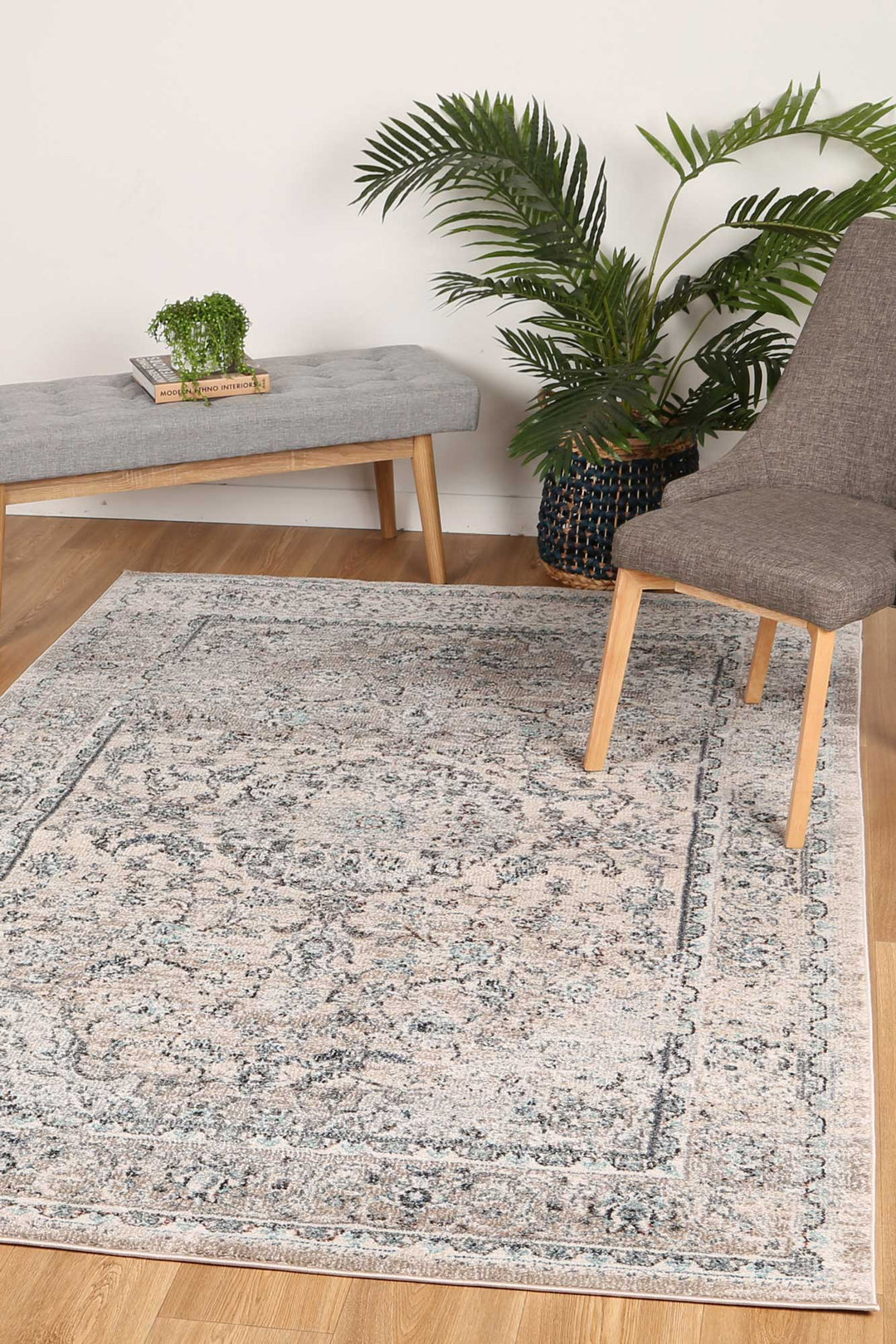 Artifact Kassites Traditional Cream Rug - ARTI8