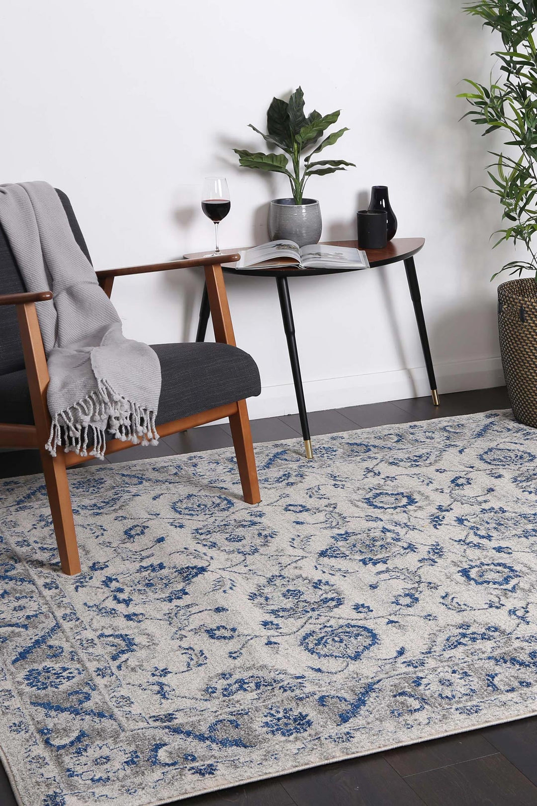 Delicate Cassandra Blue & Ivory Rug -  DEL17