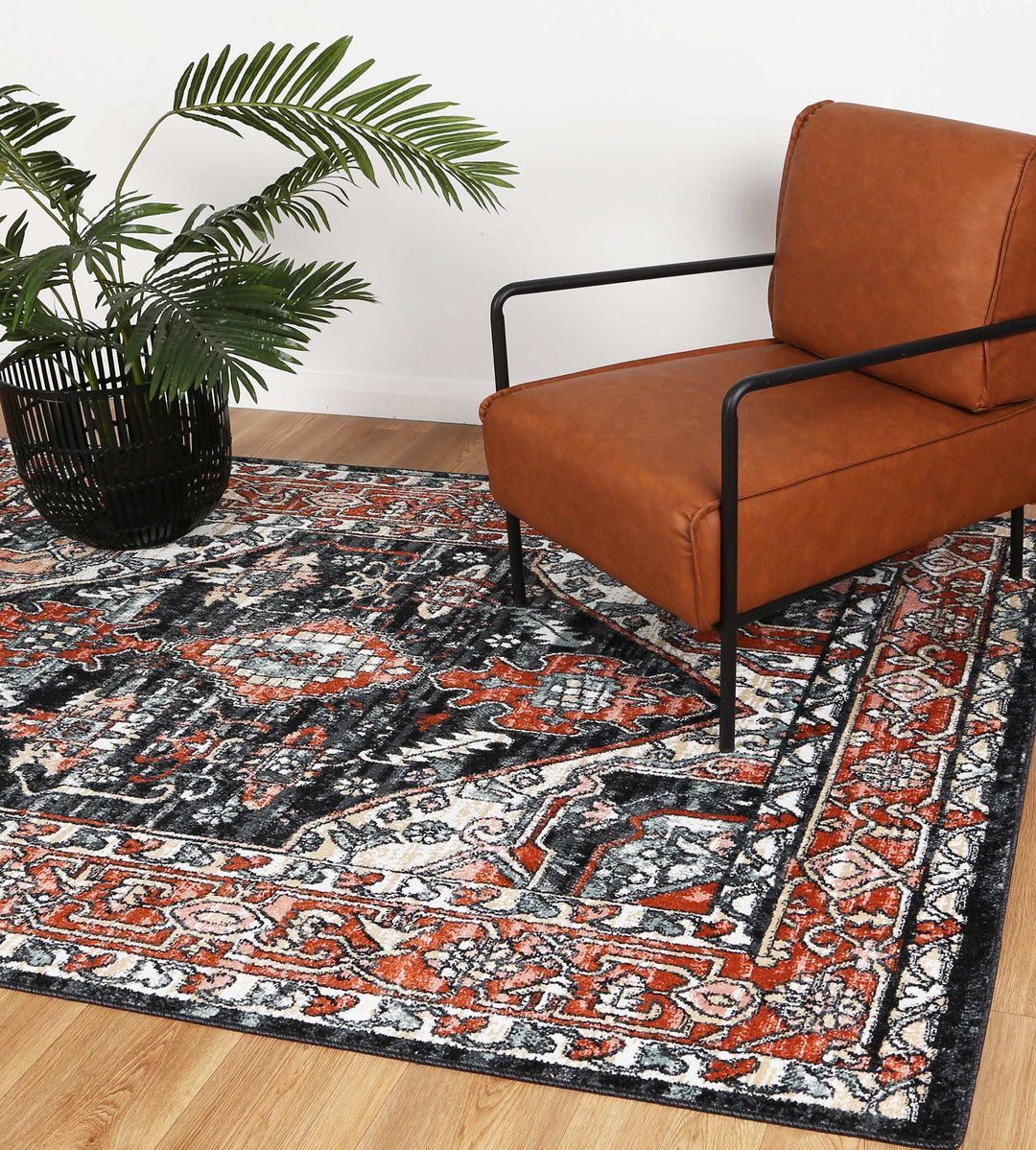 Estate Leoplda Traditional Black Rug - 01BLAC