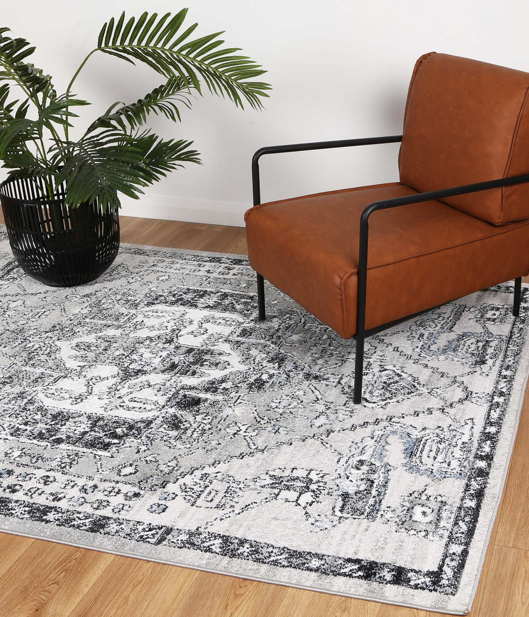 Grey Rug Melbourne Estate Lynnwood Hall Traditional Grey Rug - 05GREY – Brand Ventures Pty Ltd