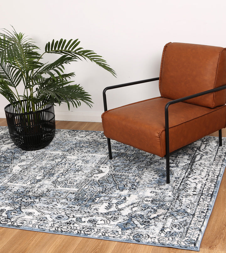 Estate La Palais Traditional Blue Rug - 18BLUE