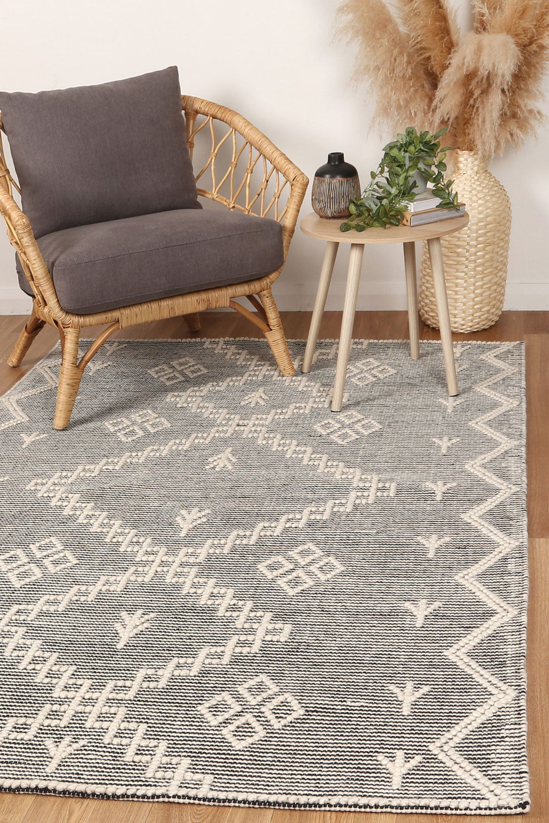 Aztec Rug Cream Color Goa Aztec Wool Blend Cream Rug - (No Tassel) -D5CRE – Brand Ventures ...