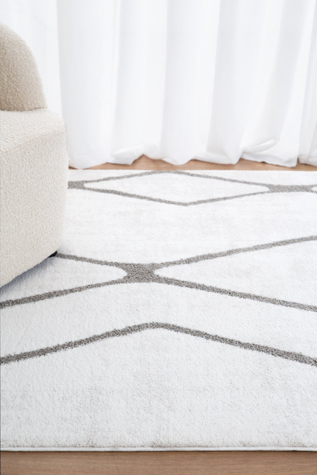 Grace Diamond Polyester Rug - GRAC06