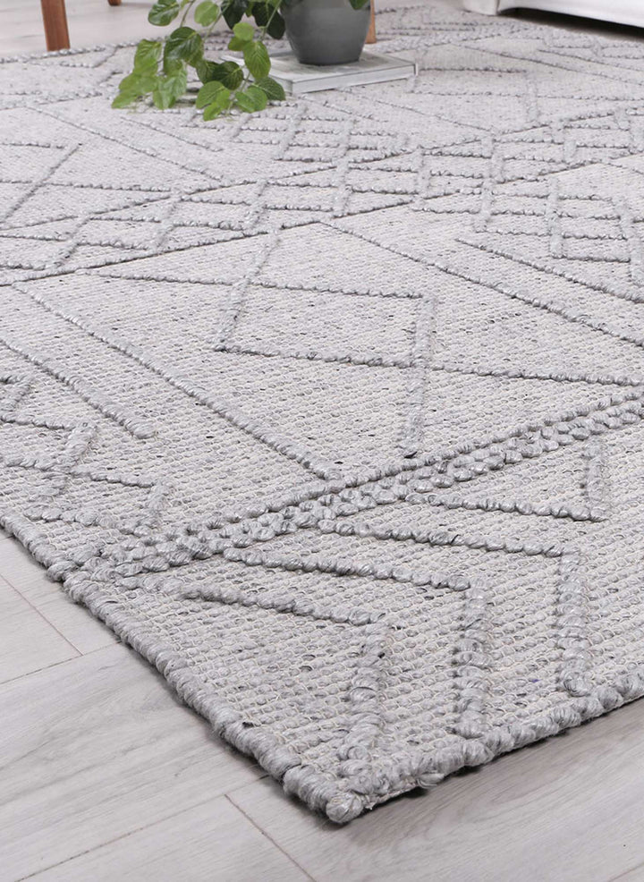 Himalaya Diamond Tribal Grey Wool Rug - 200 GREY