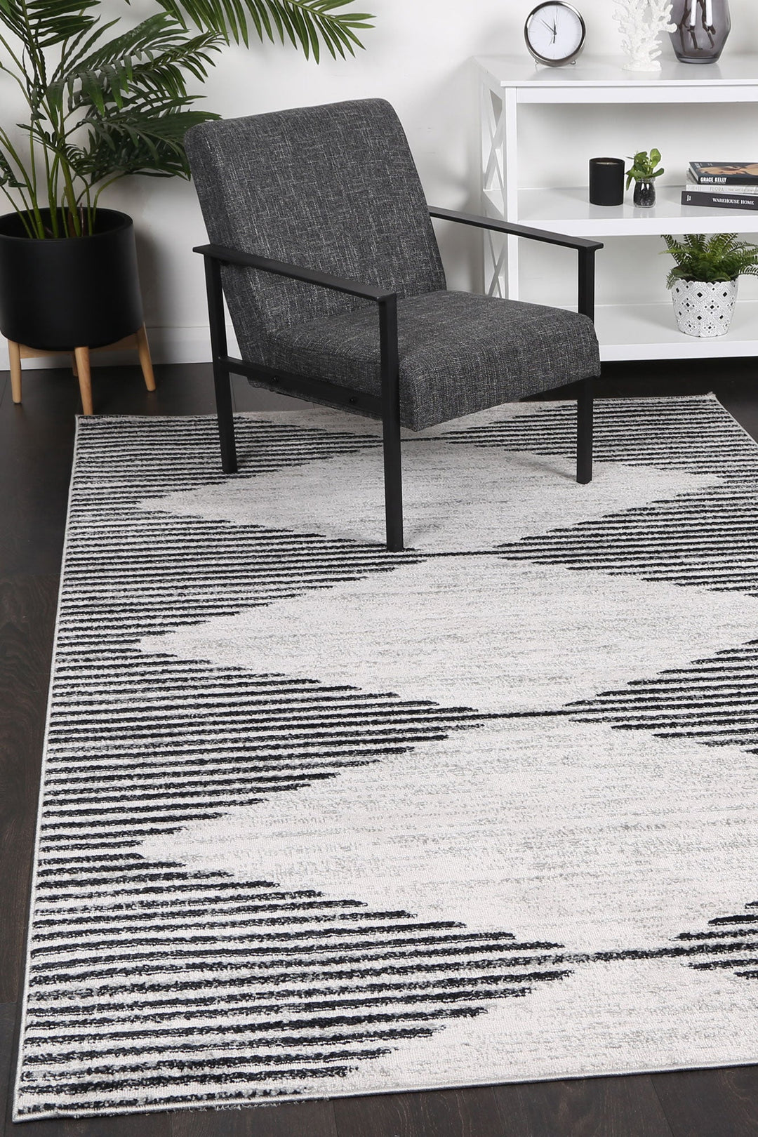 Kimberley Diamond Charcoal Contemporary Rug - 3CHAR