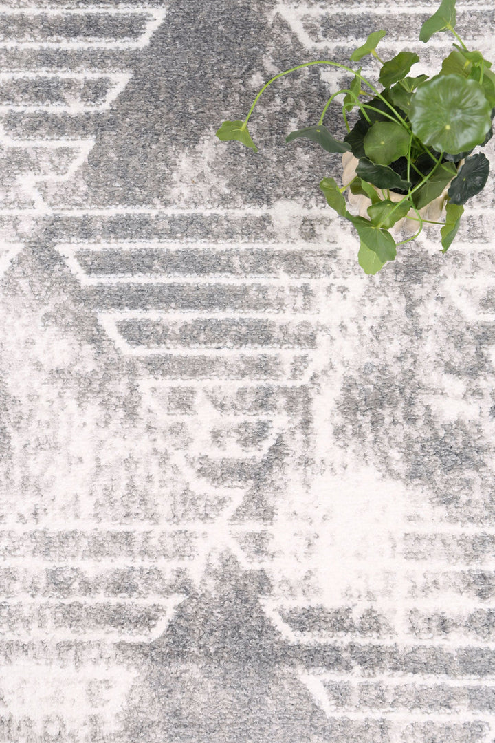 Kimberley Matrix Geometric Silver Rug - 4SILV