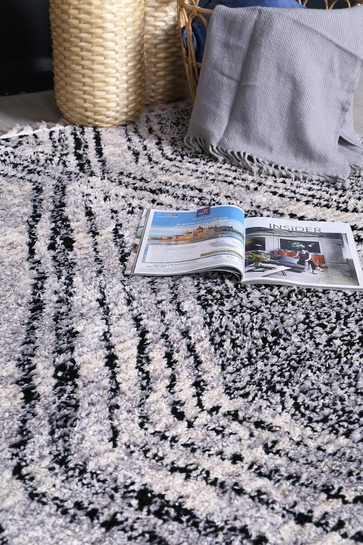 Mansour Harlequin Black & White Geometric Rug - 6BWHI