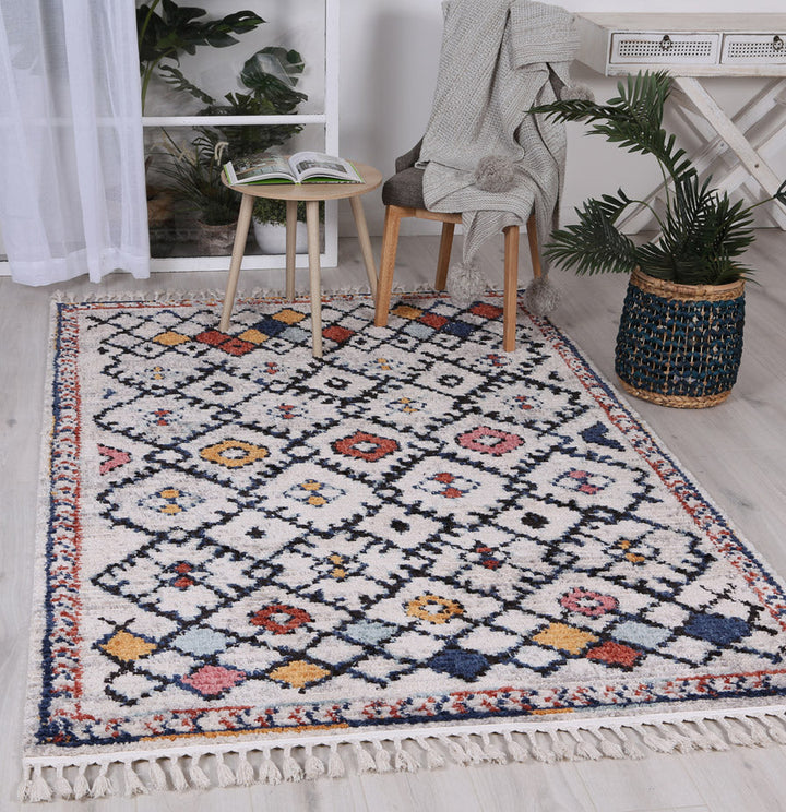 Moda Pattie Multi Tribal Rug - Z058WHIT