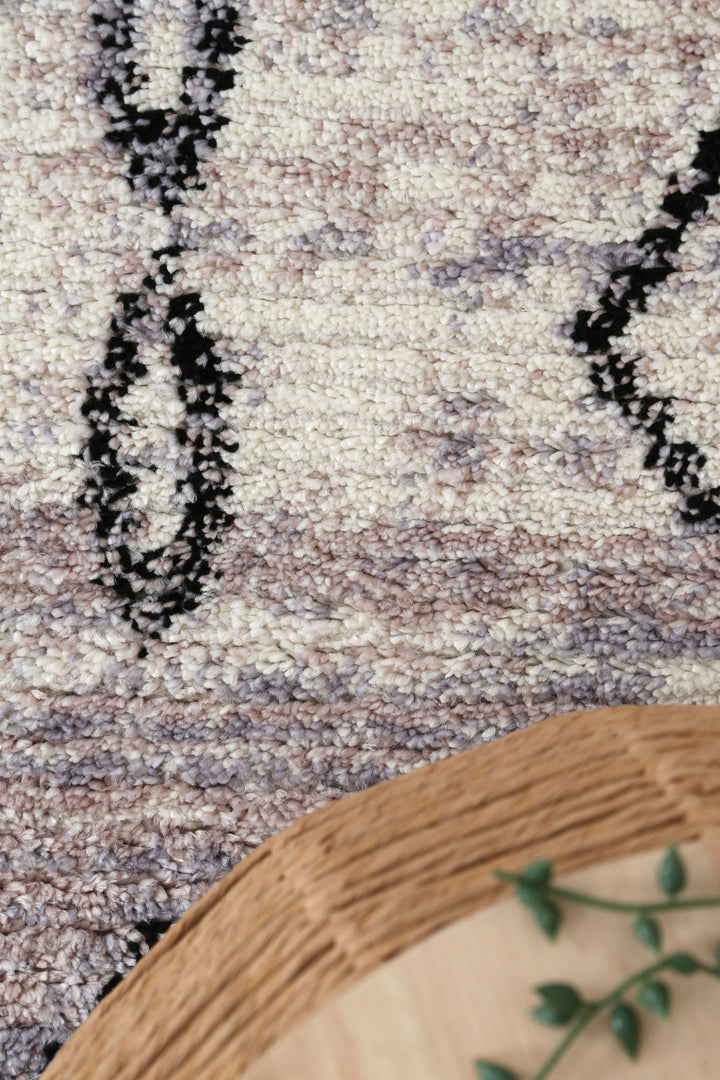 Morocco Tribal Diamond Ash Rug - MORO10