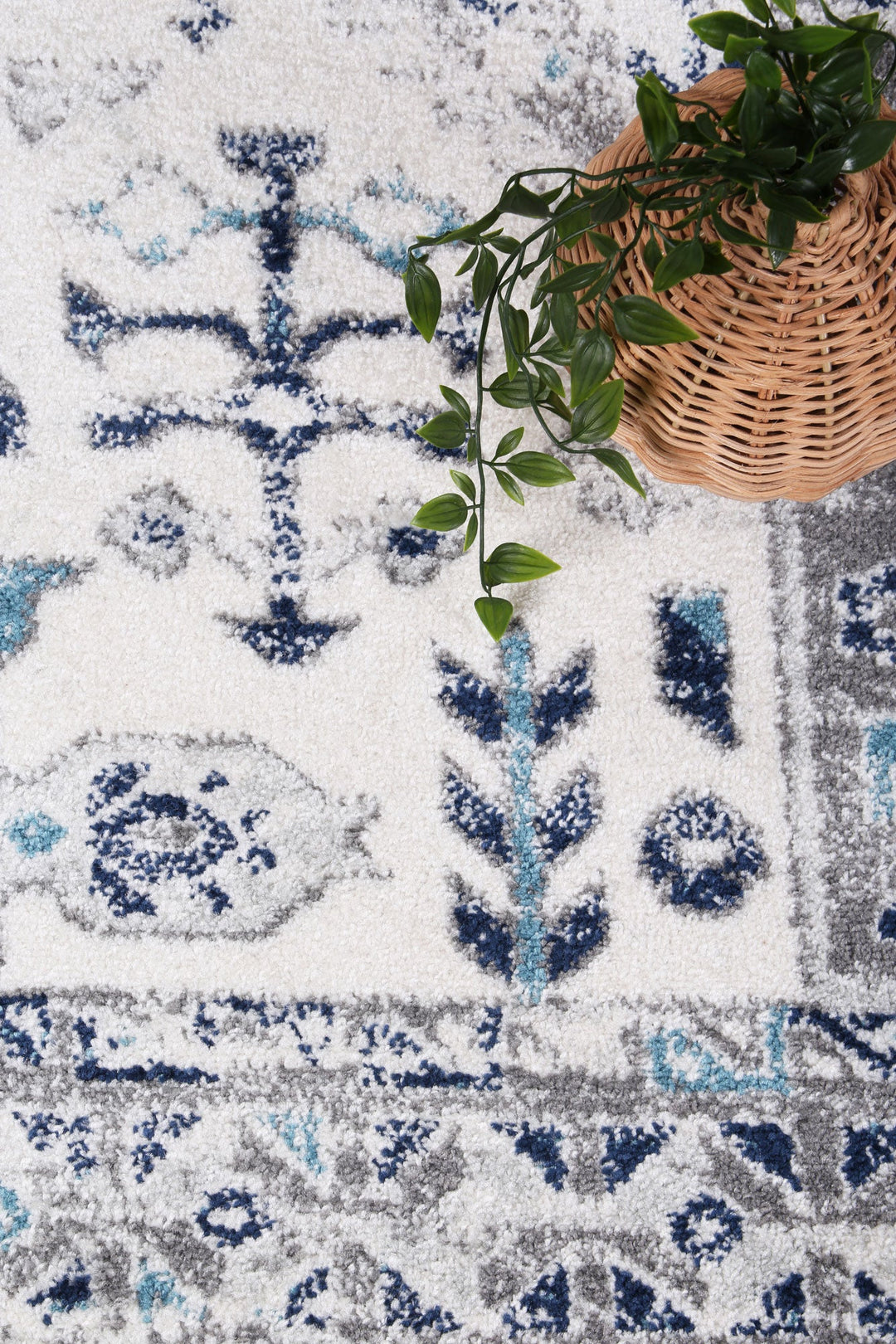 Provence Nimes Bue & Grey Traditional Rug - 014