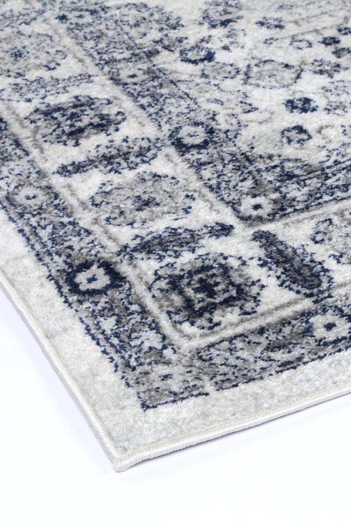 Provence Marseille Ivory & Blue Traditional Rug - 016