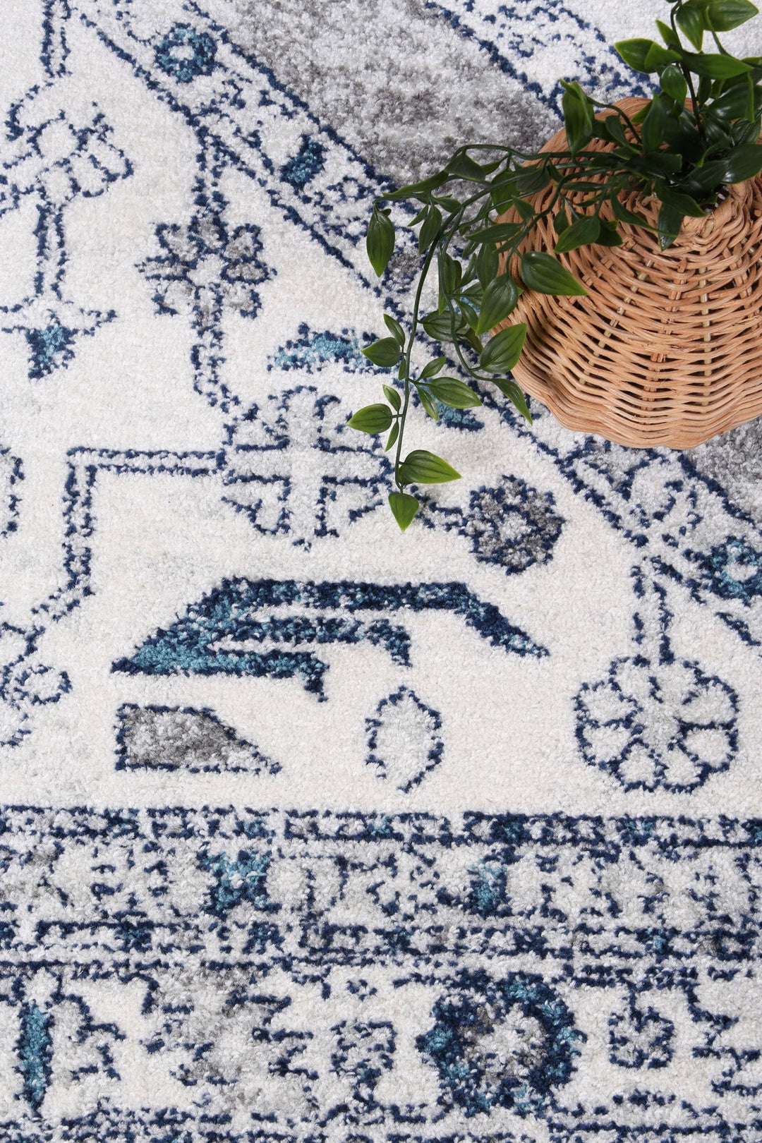 Provence Meze Grey Traditional Rug - 024