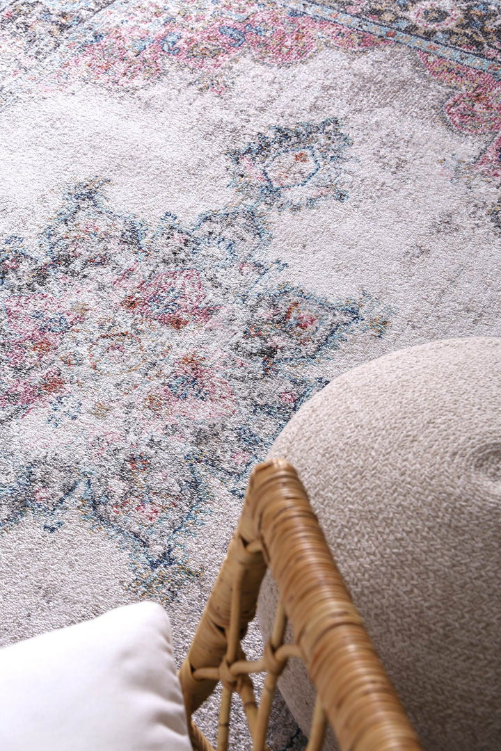Salsa Brentwood Transitional Cream Rug - 20295 060