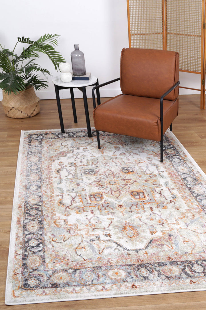 Santa Fe Morelia Vintage Cream Rug - Sant08