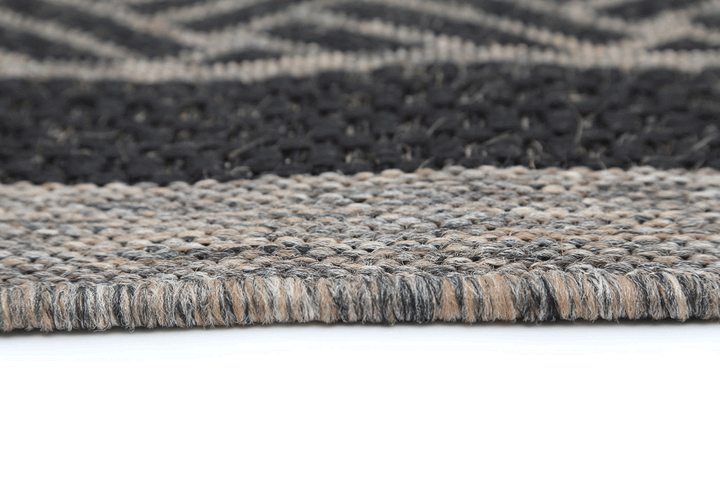Sisalo Grey Geometric Ikat Bordered Rug - 1828/J48-K