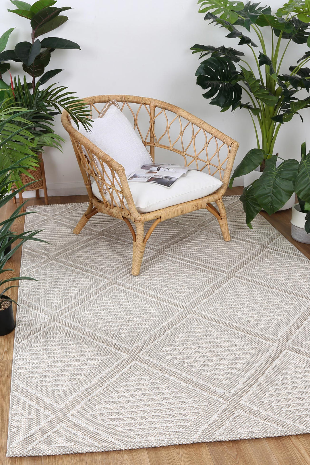 Vanuatu Kenilorea Beige Geometric Flatweave Rug - 06
