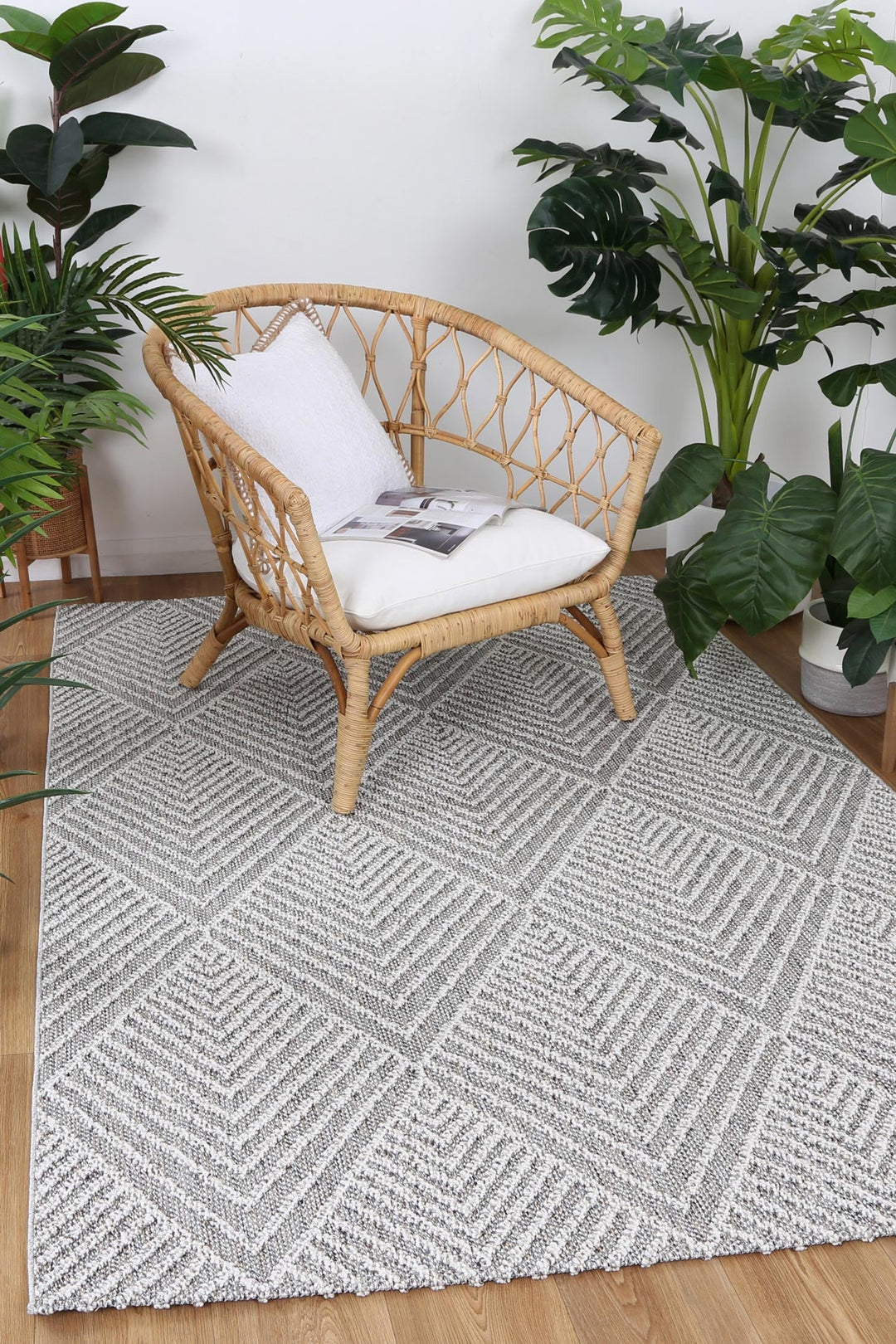 Vanuatu Menapi Ash Geometric Flatweave Rug - 08