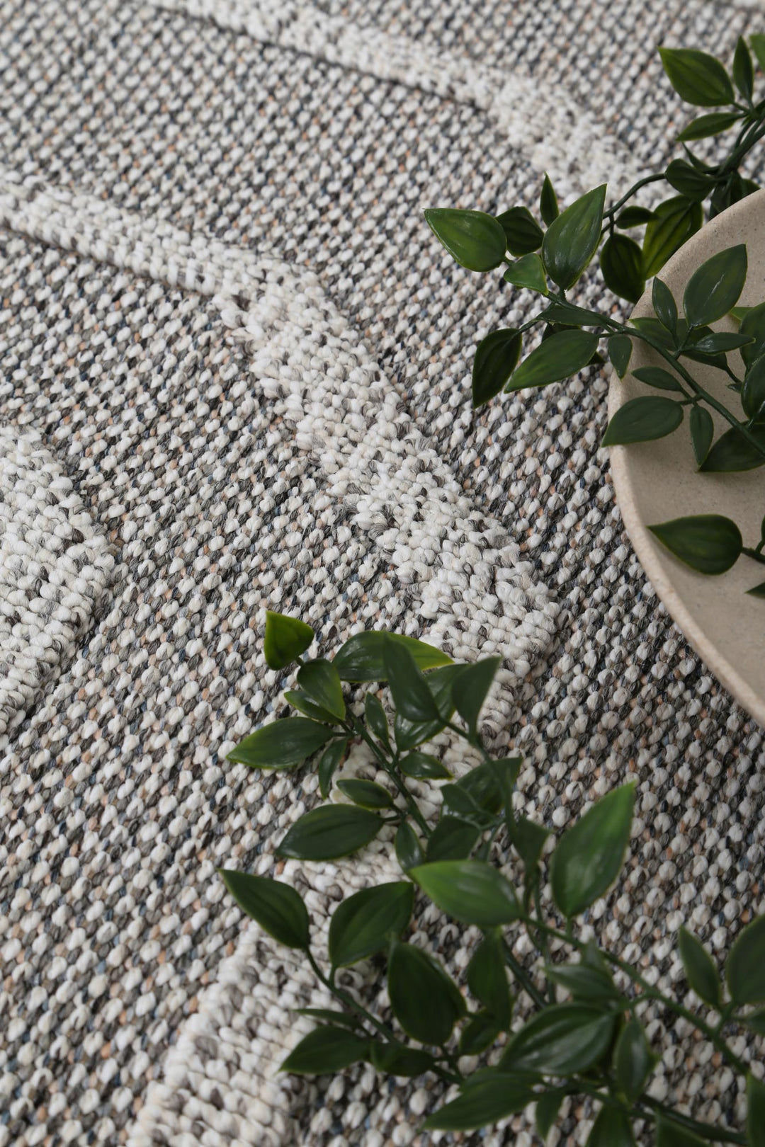 Vanuatu Suri Ash Geometric Flatweave Rug - 16