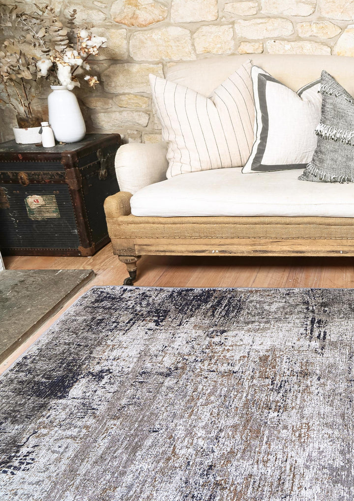 Vintage Crown Anne Echo Blue & Grey Distressed Vintage Rug