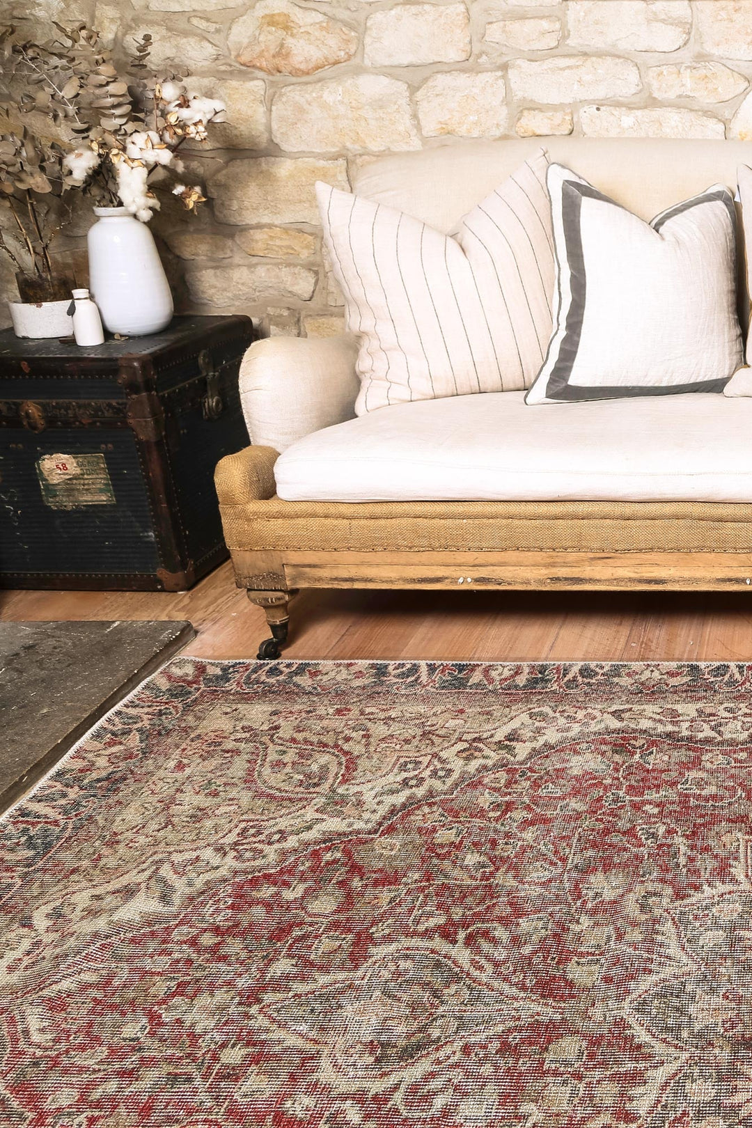 Vintage Crown Albert Red & Gold Distressed Vintage Rug -(2869-00)